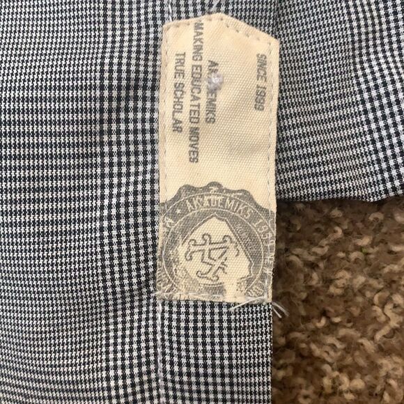 😊 3/$30 
NWT Men’s Akademiks Button Down Long Sleeve XL black/white plaid - Picture 7 of 11